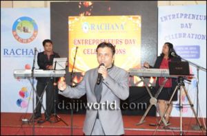 Young , Dynamic & Bold MC in Bangalore known for Mangalore events in Konkani & English and more specifically niche Corporate Gatherings with HR background